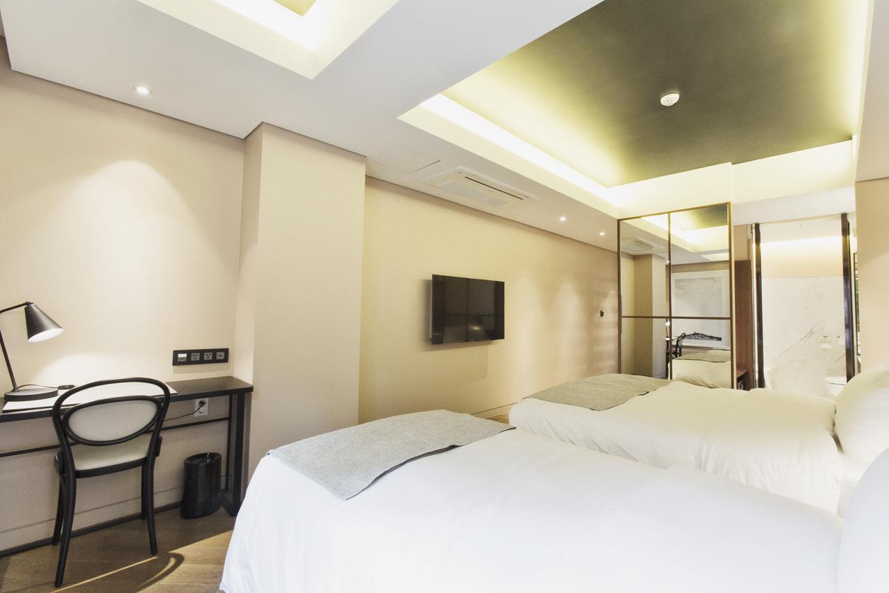 Gwangmyeong Js Boutique Hotel Екстер'єр фото
