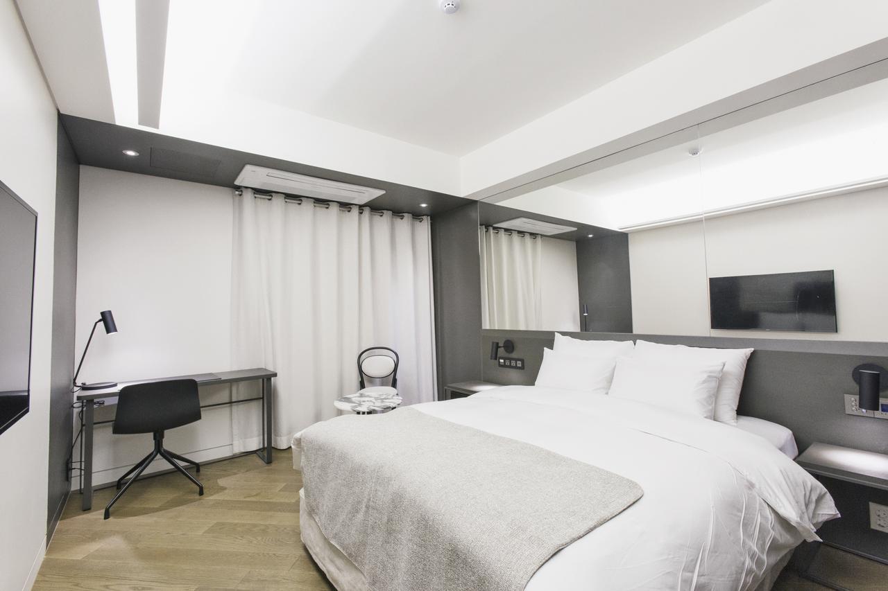 Gwangmyeong Js Boutique Hotel Екстер'єр фото